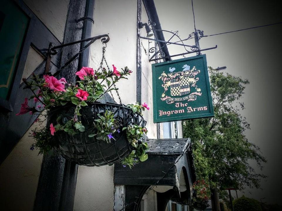 The Ingram Arms Hotel Laughton  Buitenkant foto